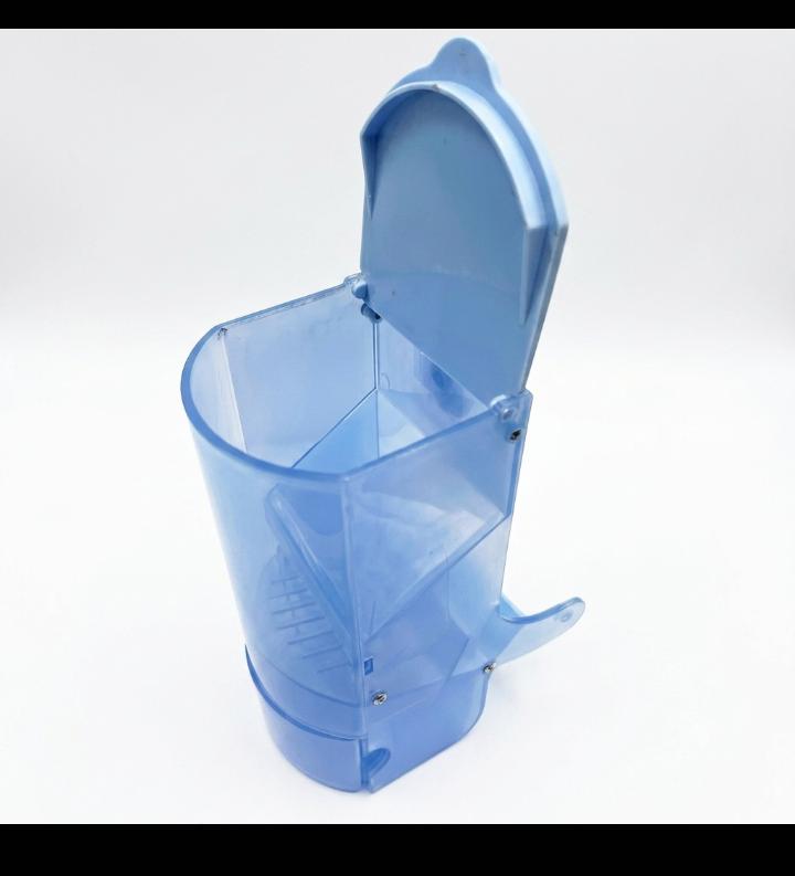 Bird Gravity feeder